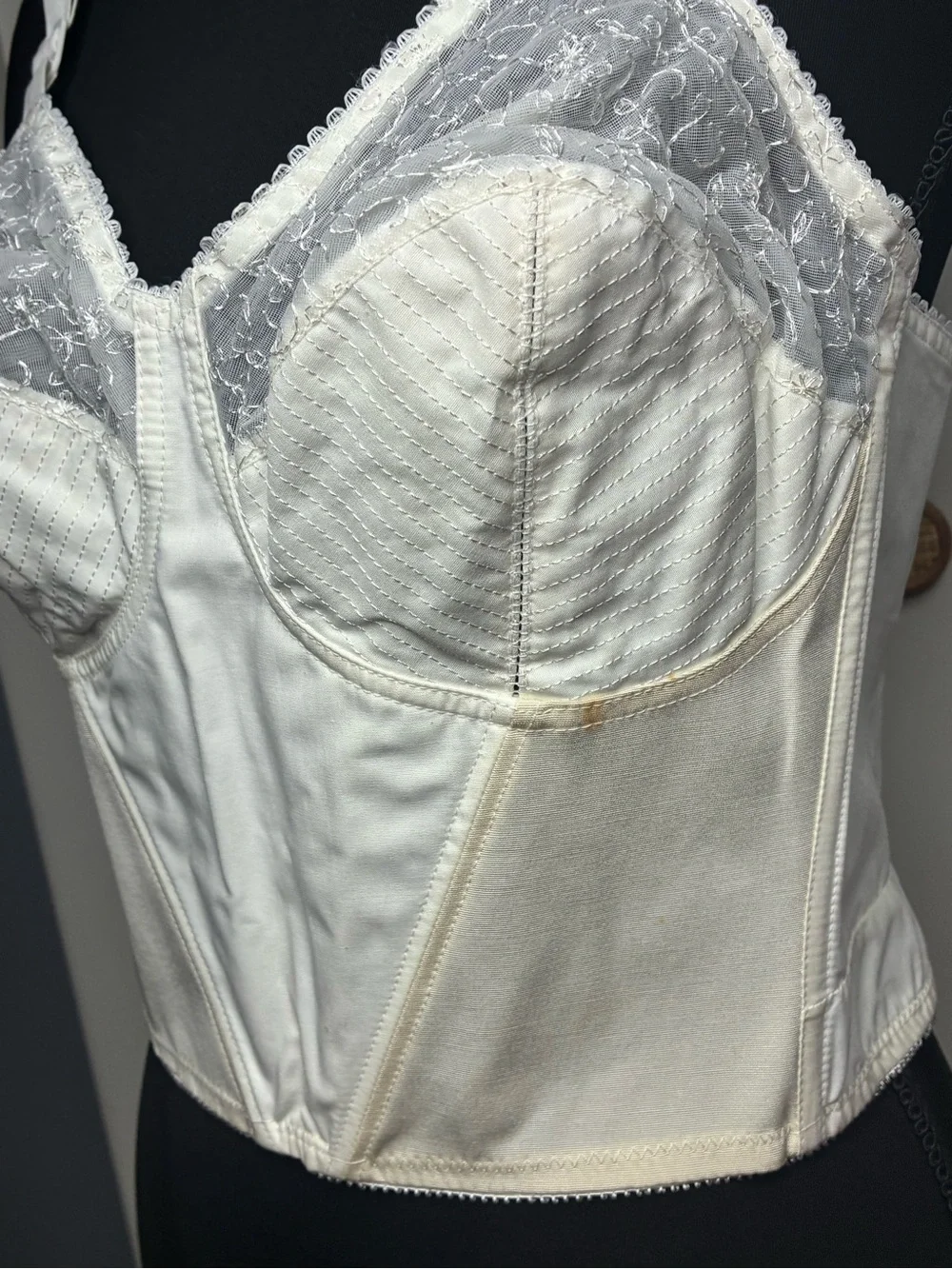 Bestform Long Line Bra 38B White Lace Bullet Style Lingerie w/ Original Box